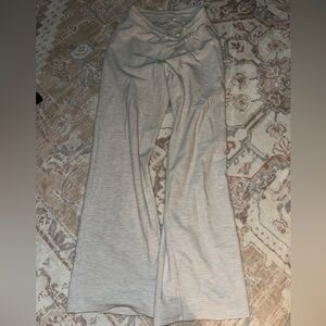 Aritzia TNA Soft Gray Textured Pants